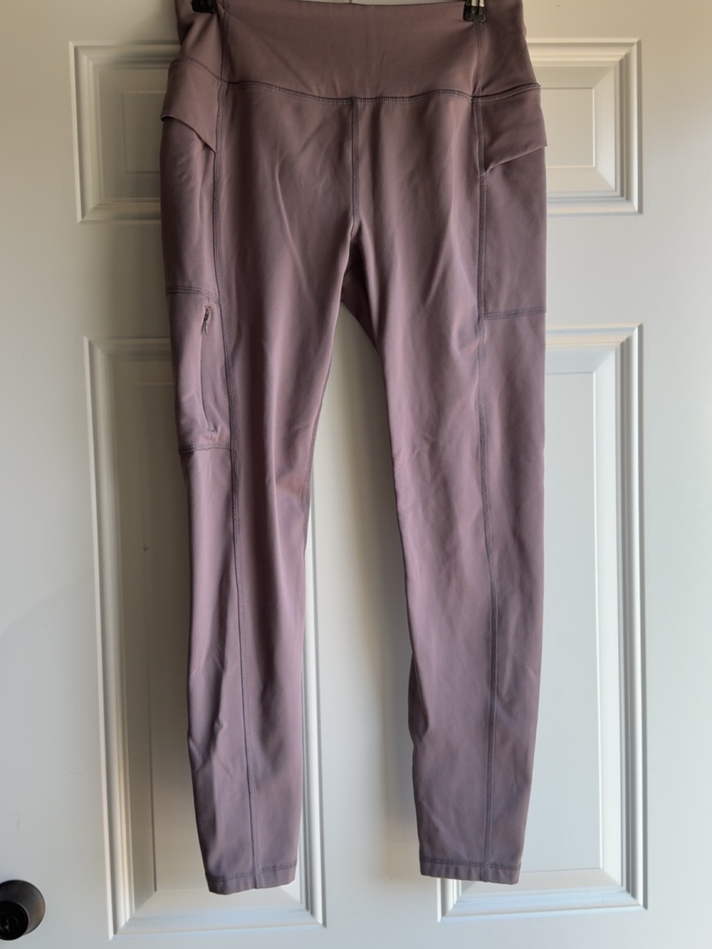 Avalanche Mauve High-Rise Leggings with Side Pockets